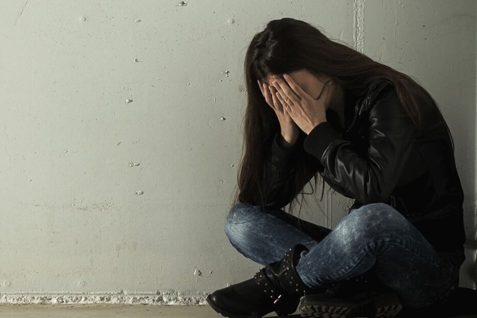 Die Tochter (15) verzieh ihrem Vater den schrecklichen Fehler (Symbolbild).