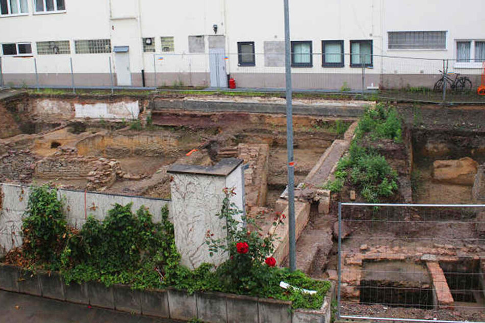 Die Grabung im Hinterhof ist abgeschlossen. Jetzt kann hier das neue Marktquartier entstehen.