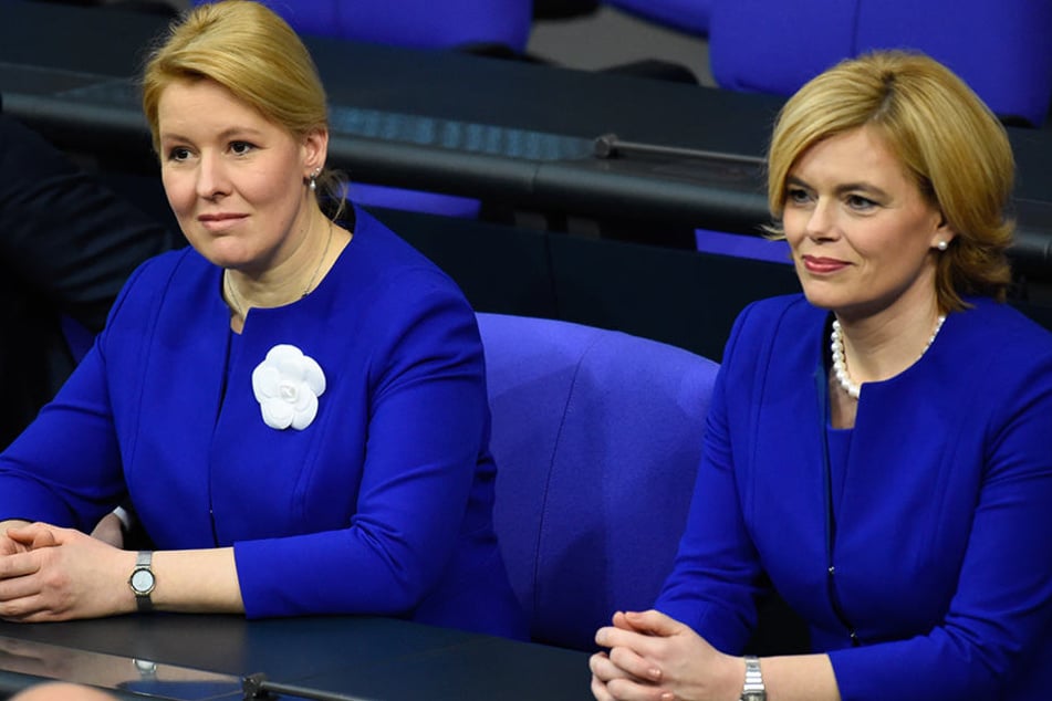 Zur Vereidigung erschienen Giffey und Klöckner im gleichen Kleid.