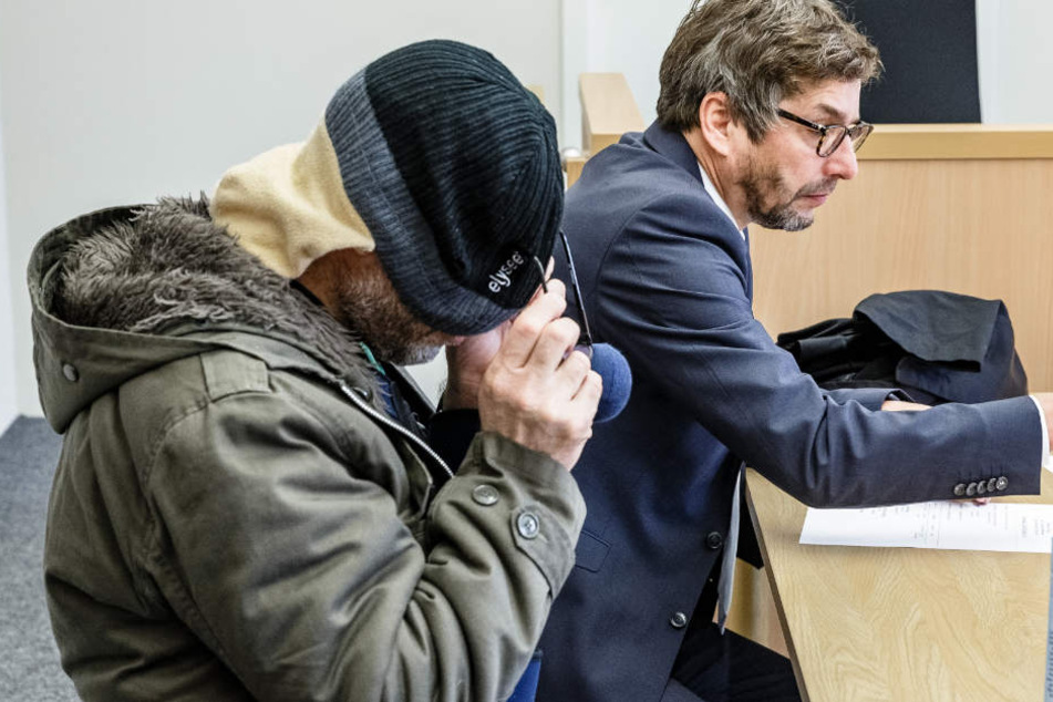 Der Angeklagte gab am Donnerstag ein erstes Geständnis ab.