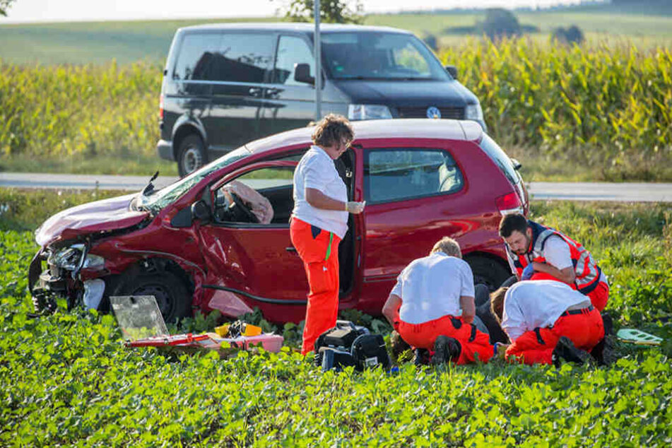 An der Thumer Kreuzung krachten zwei Autos frontal zusammen.