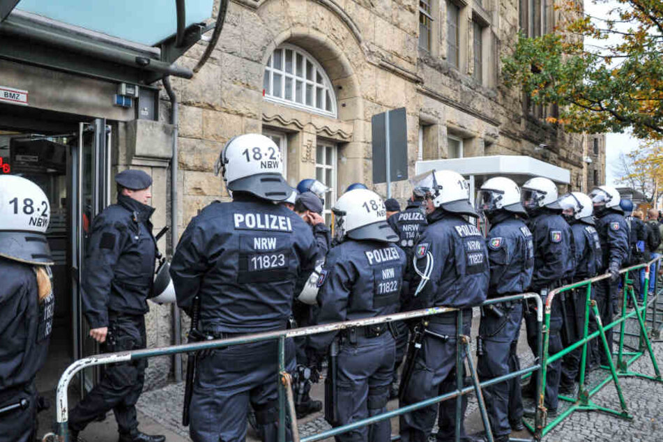 Rund 2.000 Polizisten sorgten während der Demos für Sicherheit.