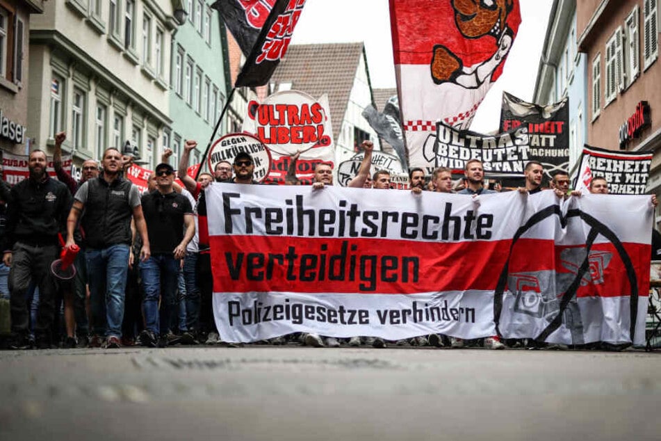 Demonstranten in Bad Cannstatt.