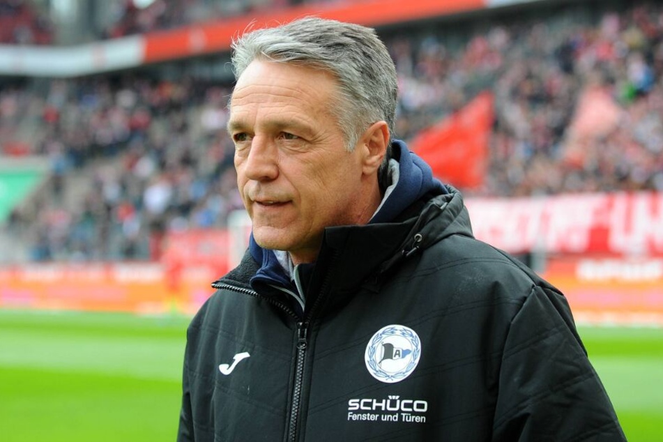 Trainer Uwe Neuhaus ist mit dem Ergebnis zufrieden.