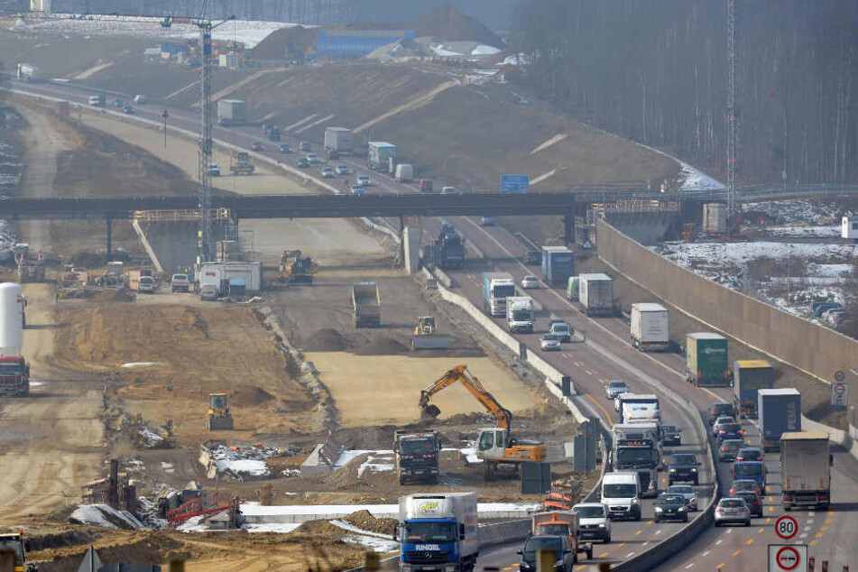 Die Autobahn 8 wurde zwischen Augsburg und Ulm ausgebaut. (Archivbild)