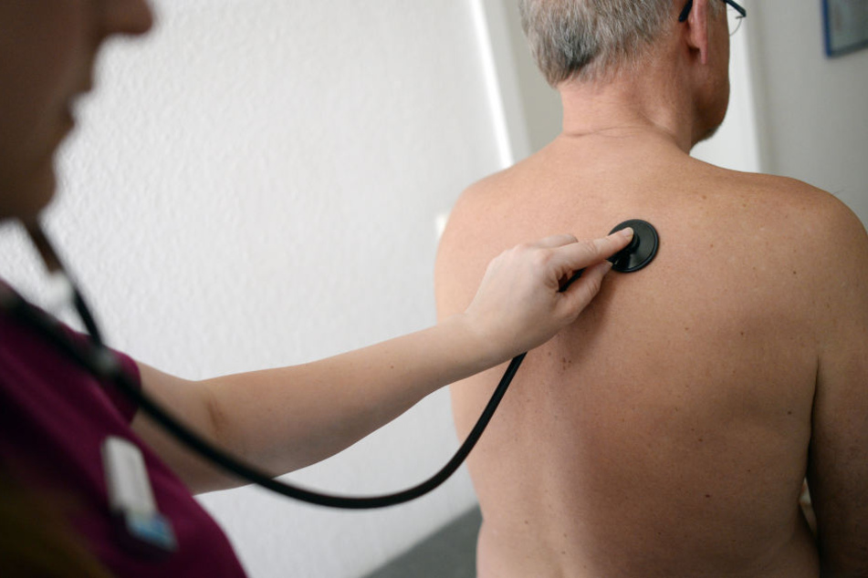 Der Beruf des Kardiologen oder Orthopäden sei derzeit beliebter als der des Hausarztes.