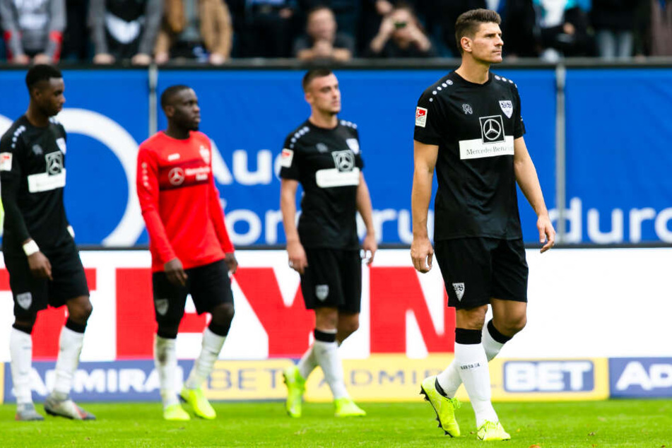 Bedröppelte Mienen bei den VfB-Profis nach der 2:6-Niederlage gegen den Hamburger SV im Volksparkstadion.