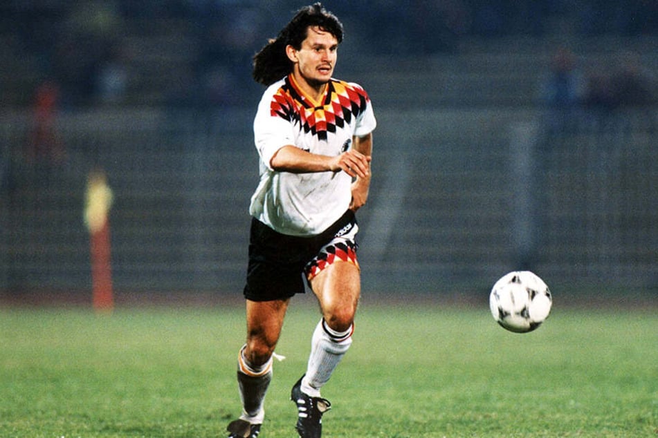 Legendäre Matte: "Veilchen-Coach" Dirk Schuster spielte für beide deutschen Nationalmannschaften, kam auf vier Einsätze für die DDR und drei für die Bundesrepublik.