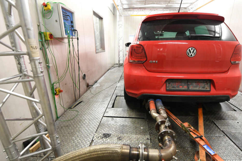 Seit dem vergangenen Jahr läuft ein Musterverfahren gegen Volkswagen in Braunschweig nach dem Dieselskandal. (Symbolbild)