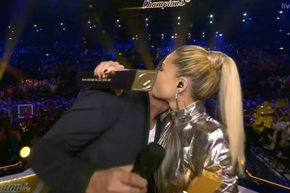 Helene Fischer (34) und Florian Silbereisen (37) standen am Samstagabend erstmals nach der Trennung zusammen auf der Bühne.