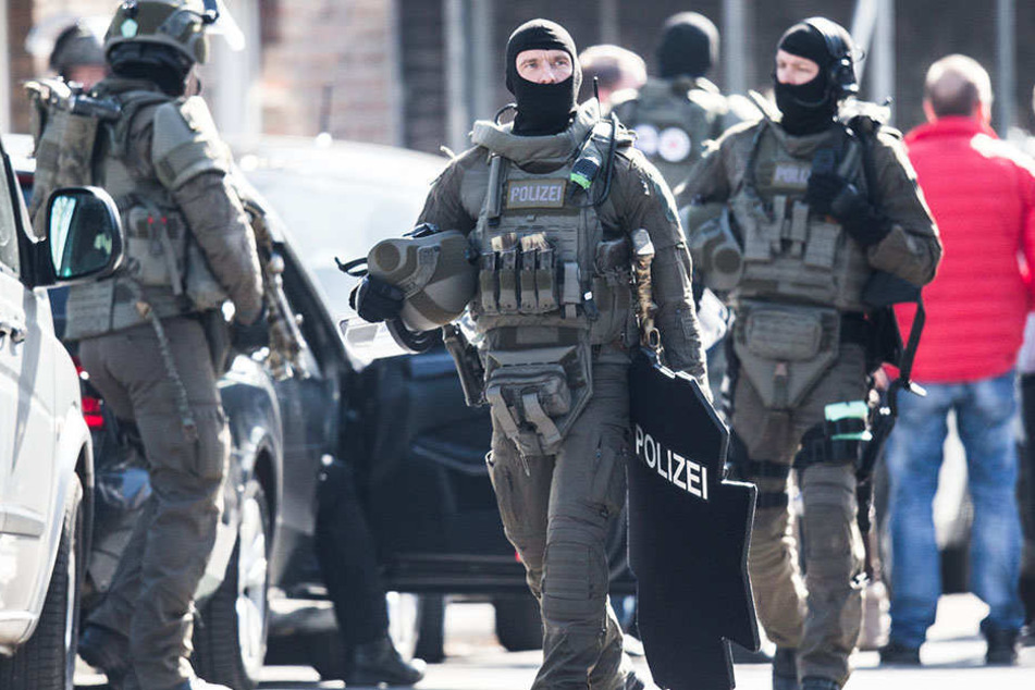 Ein Spezialeinsatzkommando musste anrücken, um den Familienstreit zu schlichten. (Symbolbild)