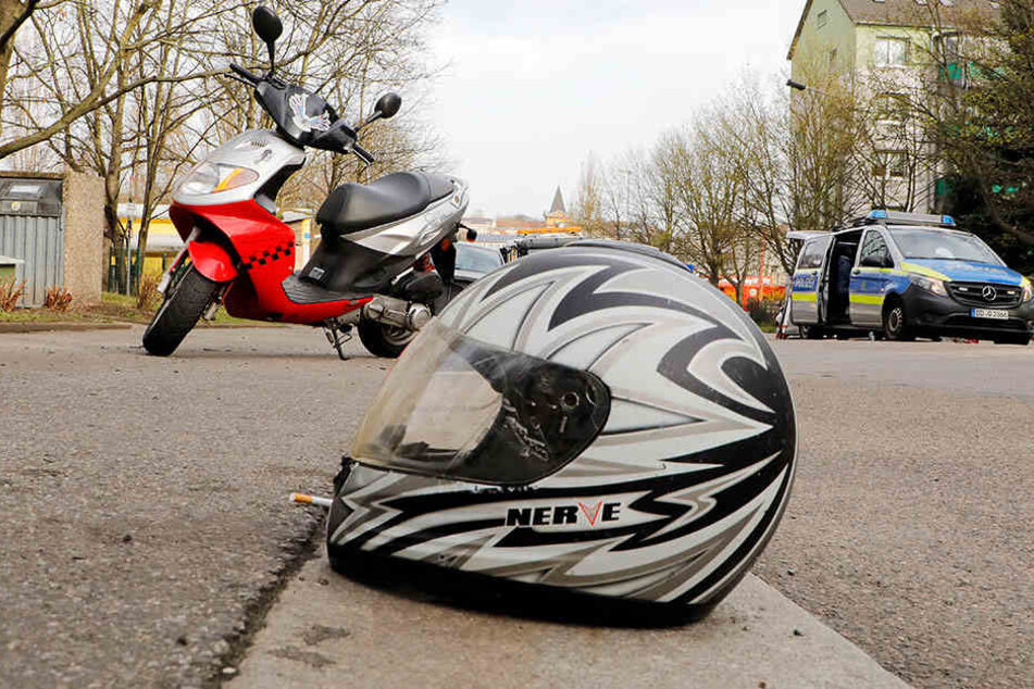 Die Motorradfahrerin wurde bei dem Unfall schwer verletzt.