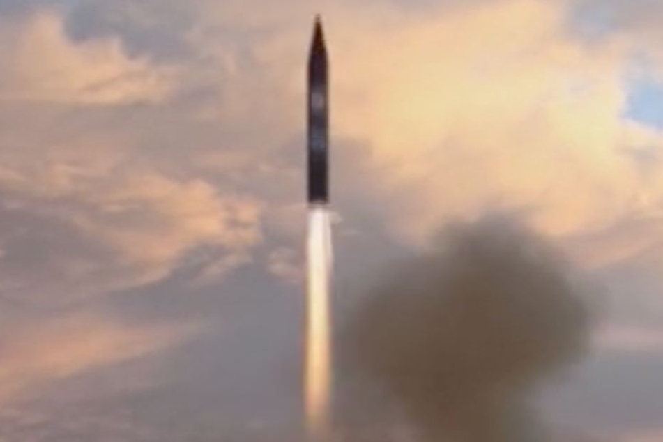 Die neue Rakete hat eine Reichweite von 2000 Kilometern und kann mit mehreren Sprengsätzen bestückt werden.