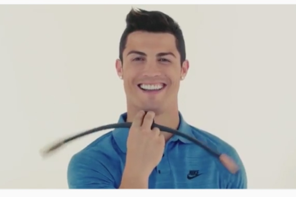 Was hat sich Cristiano Ronaldo nur bei dieser Werbung gedacht? - TAG24