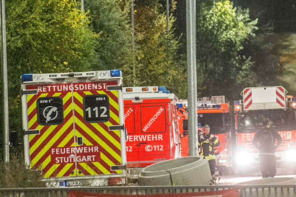 Rettungskräfte waren vor Ort: Jedoch musste keiner der Porsche-Arbeiter ins Krankenhaus.