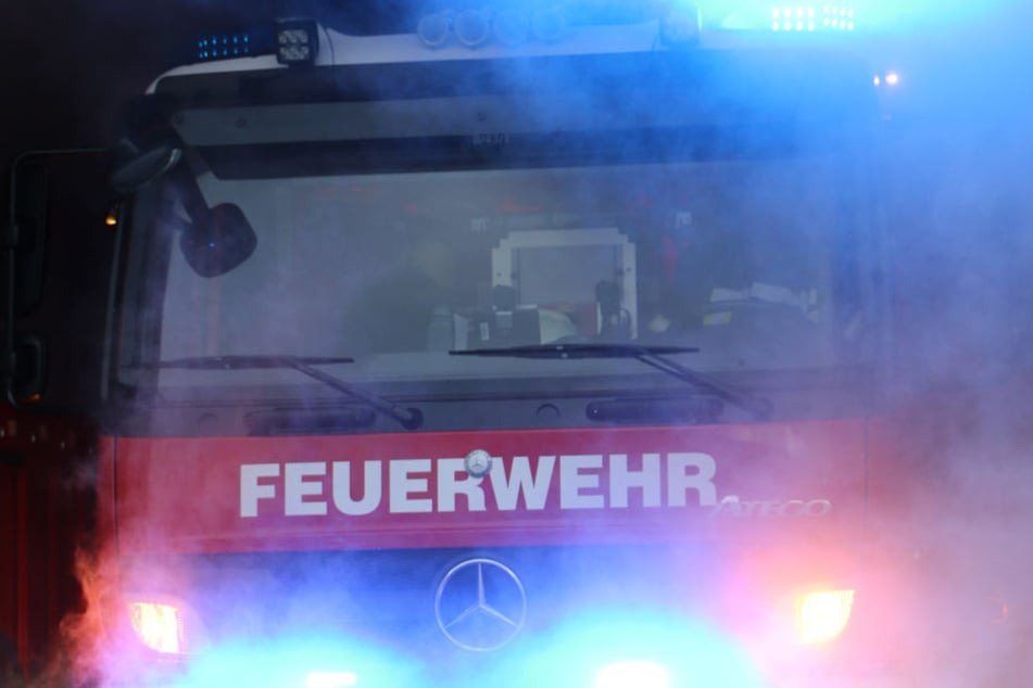 Die Feuerwehr vor Ort bekam den Brand in den Griff. (Symboldbild)