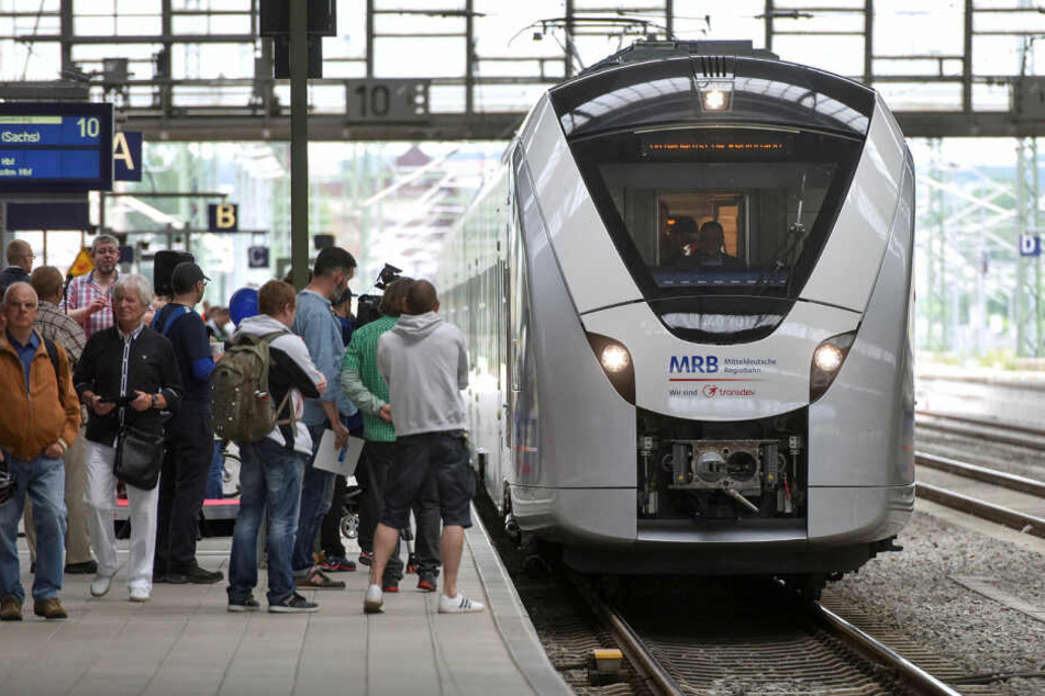Am kommenden Mittwoch fallen ein Drittel aller Fahrten von Leipzig nach Chemnitz aus. (Archivbild)