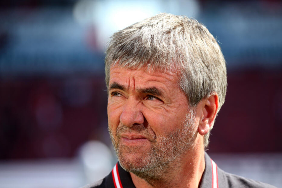 Friedhelm Funkel ist Cheftrainer bei Fortuna Düsseldorf.