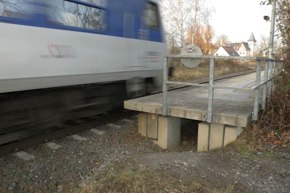 An mehreren kleinen Bahnhöfen hält die Linie RE 6 nicht.