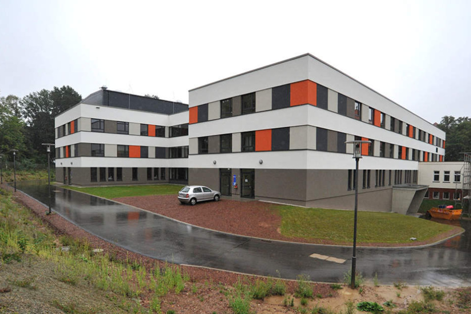 Im Haus 35 sind die betroffenen Stationen im Gelände des Küchwald-Klinikums untergebracht.