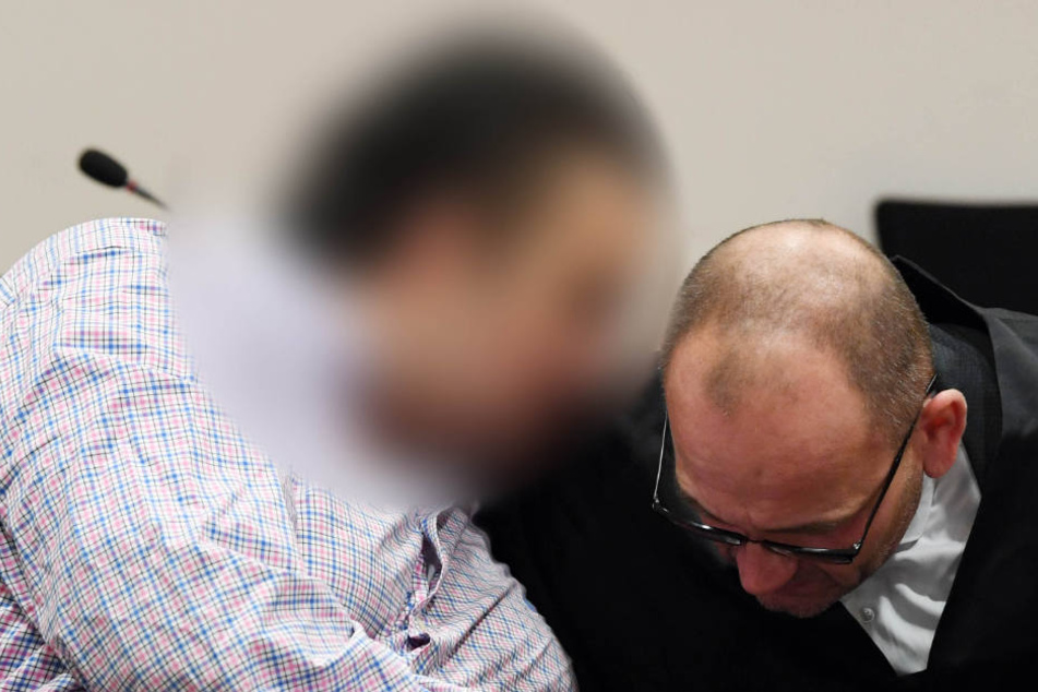 Der falsche Polizist ergaunerte Beute im Wert von 300.000 Euro.