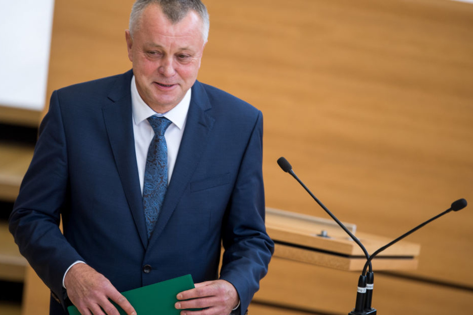 Kultusminister Frank Haubitz kämpfte für die Lehrer, wollte die Lehrerverbeamtung auf jeden Fall durchsetzen.
