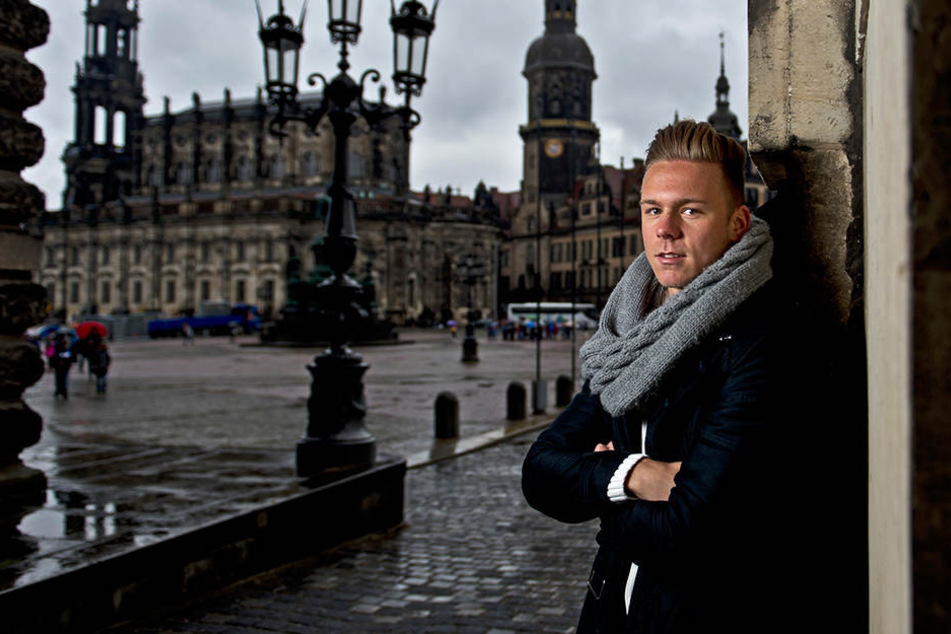 Heimat: Marcel Franke auf dem Theaterplatz. Der 23-Jährige wurde in Dresden geboren und spielte bis 2013 hier Fußball.