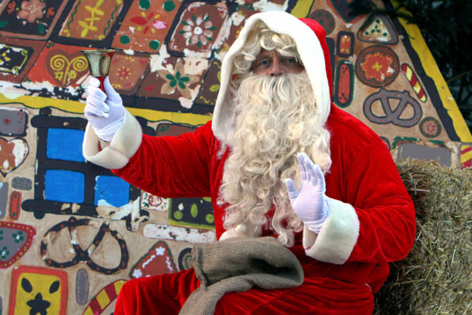 Wer schon immer mal als Weihnachtsmann auftreten wollte, kann sich bei der Arbeitsagentur melden.