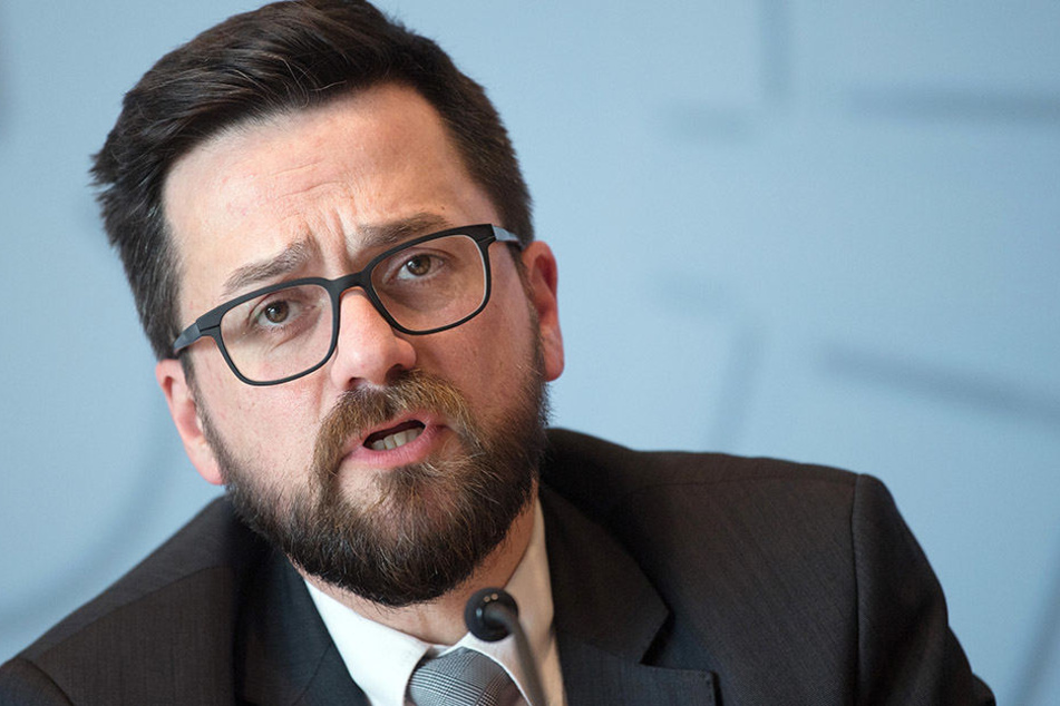 Der nordrhein-westfälische Justizminister Thomas Kutschaty kritisiert die Aussagen von Hoeneß scharf.
