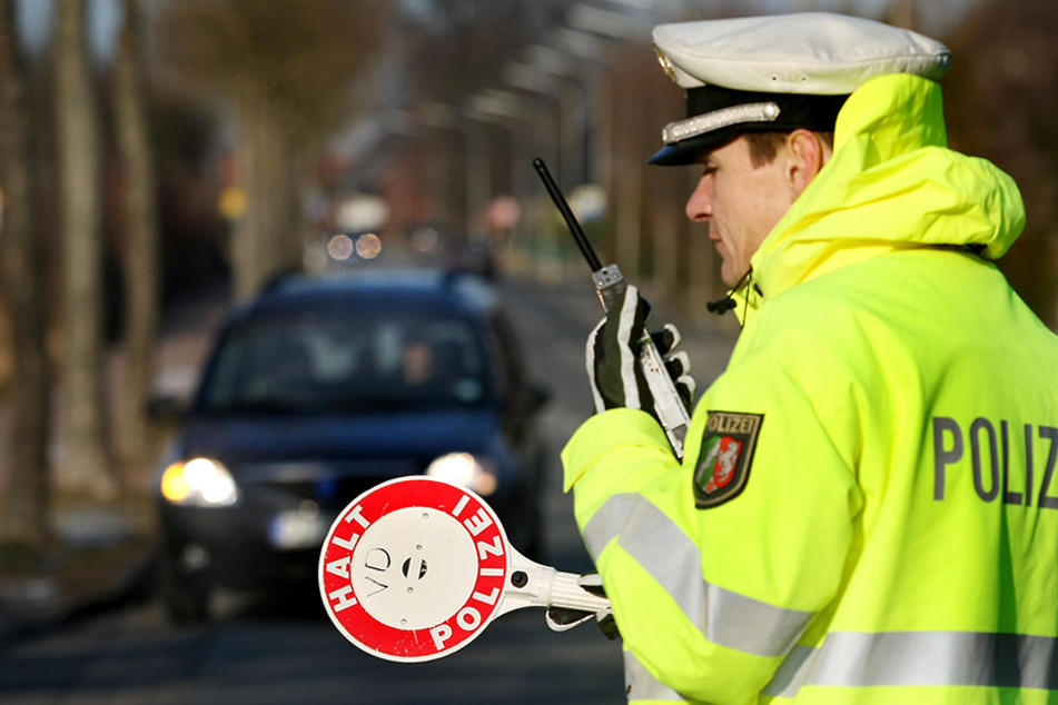 Immer mehr Autofahrer stehen nicht nur in Bielefeld unter Drogen.