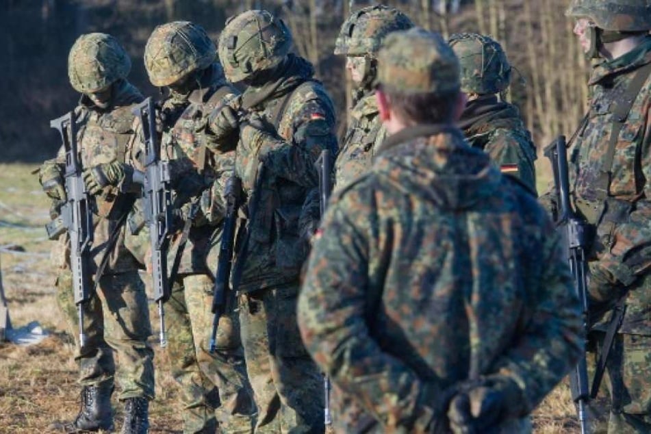 Gegen vier Soldaten wird wegen Drogenhandels ermittelt.