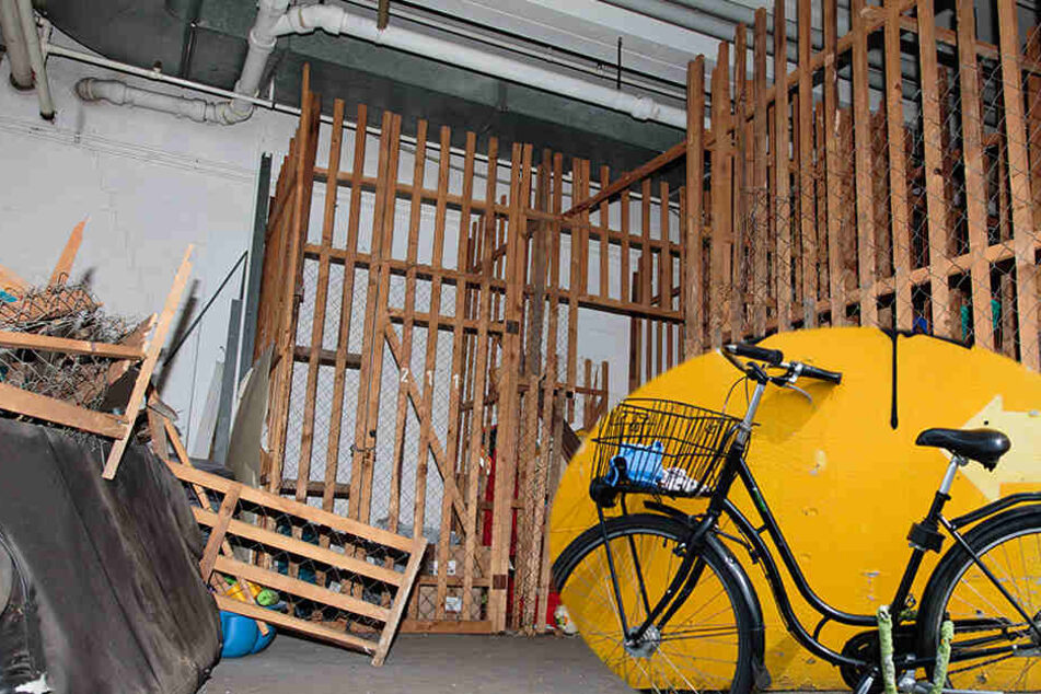 Die 27-Jährige fand ihr Fahrrad in einem fremden Kellerabteil des Mehrfamilienhauses wieder (Symbolbild).
