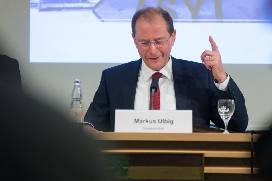 Sachsens Innenminister Markus Ulbig (52, CDU).