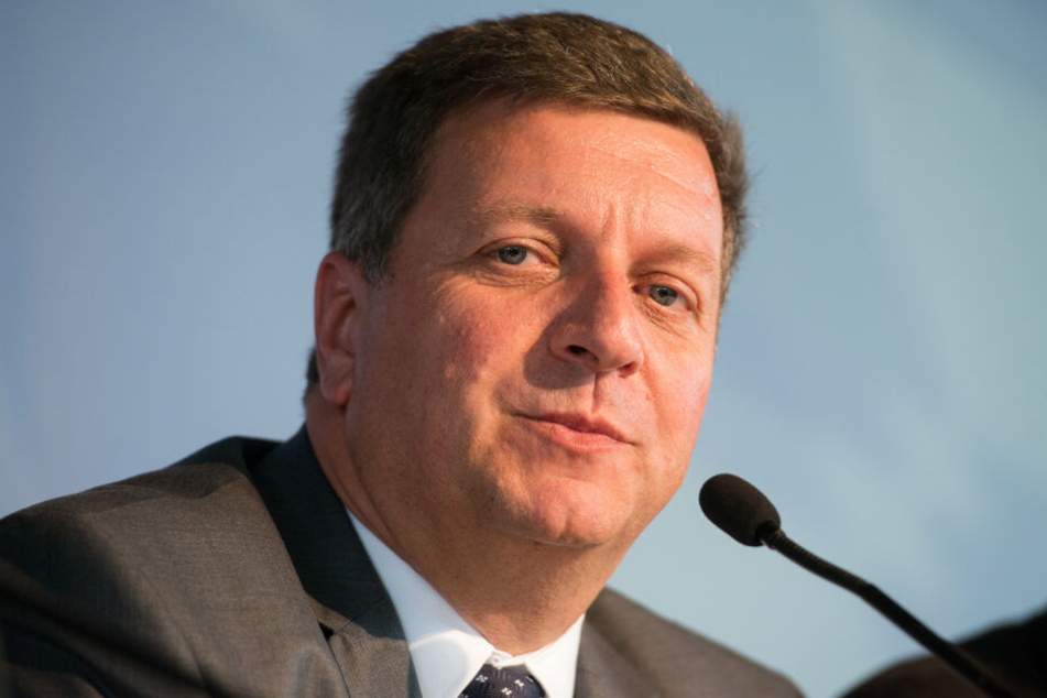 Landrat Christian Bernreiter (CSU) fühlt sich von de Maizières Aussagen beleidigt.