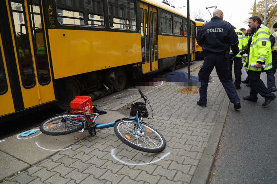 Die Frau wurde von der Straßenbahn in der Leipziger Vorstadt erfasst und getötet.