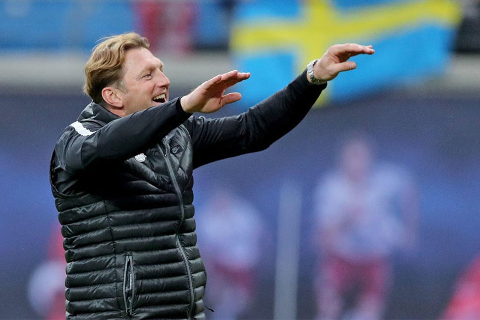 RB-Trainer Ralph Hasenhüttl (49) freut sich auf die Partie gegen den FC Schalke 04 am Sonntag (Anstoß 17.30 Uhr)