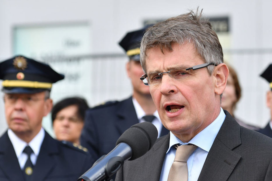 Polizeipräsident Klaus Kandt nimmt in einem offenem Brief Stellung zu den Vorwürfen.