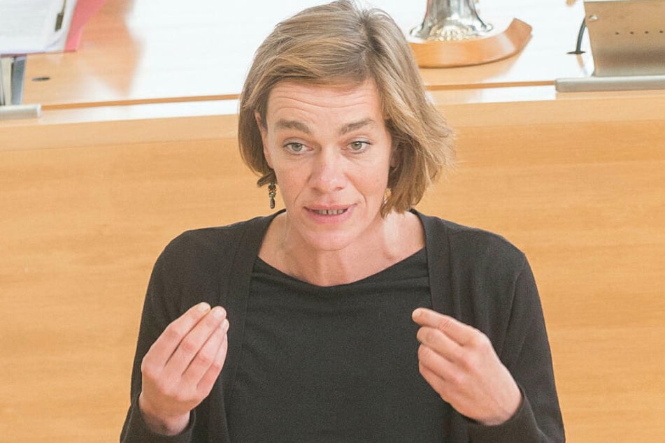 Juliane Nagel (40) forderte in einer gemeinsamen Mitteilung mit Marco Böhme die Offenlegung der Parlamentarier-Einkünfte und die Einzahlung in gesetzliche Kassen.