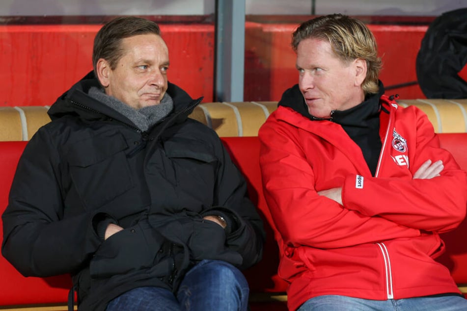 Der Klassenerhalt könnte für FC-Sportdirektor Horst Heldt (l) und FC-Trainer Markus Gisdol zur "Mission Impossible" werden.