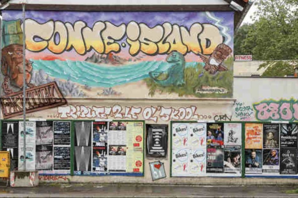 Am Freitag fand das Konzert von HGich.T im Conne Island statt.