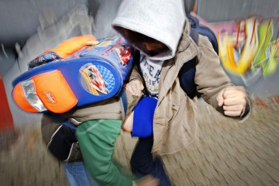 Die Anzahl der Körperverletzungen an Schulen stieg 2017 um 14 Prozent.