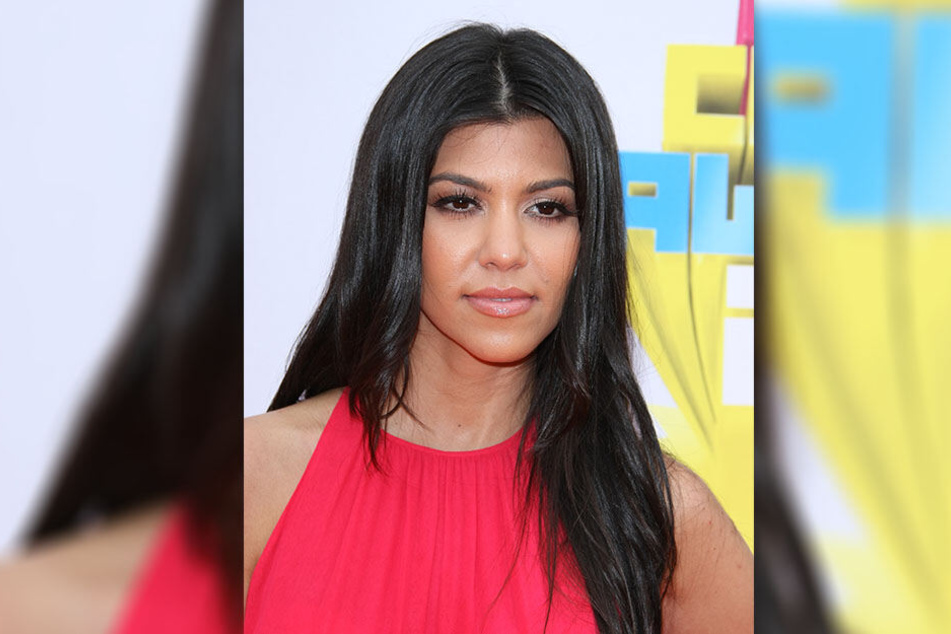 Kourtney Kardashian (38) - Schwester von KIm Kardashian (39).