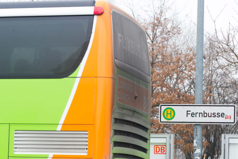Deutschlands Fernbus-Bahnhöfe haben aus Sicht des ADAC eine lange Mängelliste (Symbolbild).