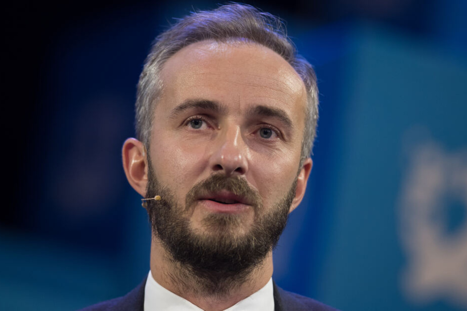 Jan Böhmermann (38) soll bald eine eigene Show im ZDF-Hauptgrogramm bekommen.