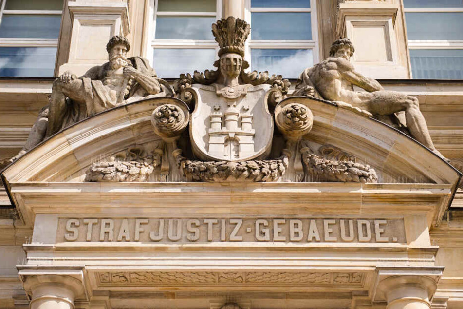 Der Fall wird vor dem Landgericht Hamburg verhandelt.