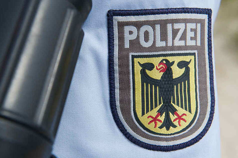 Kollege des beschuldigten Beamten können die Kritik nicht nachvollziehen. (Symbolbild)