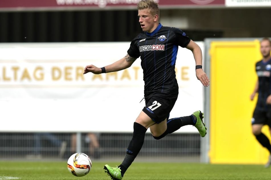 Marcus Piossek hier gerade am Ball beim letzten Westfalenpokal. In der letzten Saison kickte sich der Verein zum Sieg.