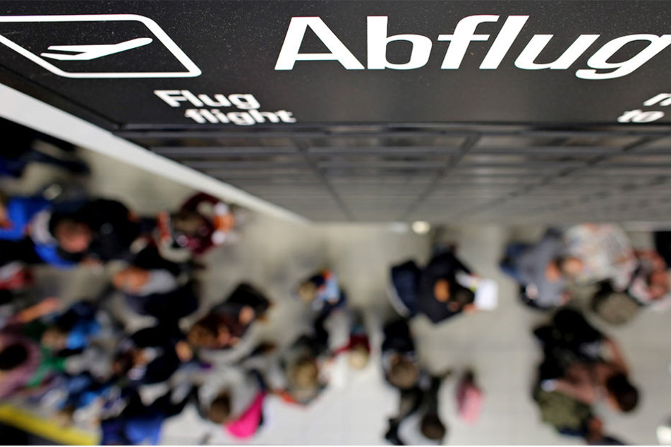 Die Airports Leipzig/Halle und Dresden freuen sich über gestiegene Passagierzahlen in den ersten neun Monaten dieses Jahres.