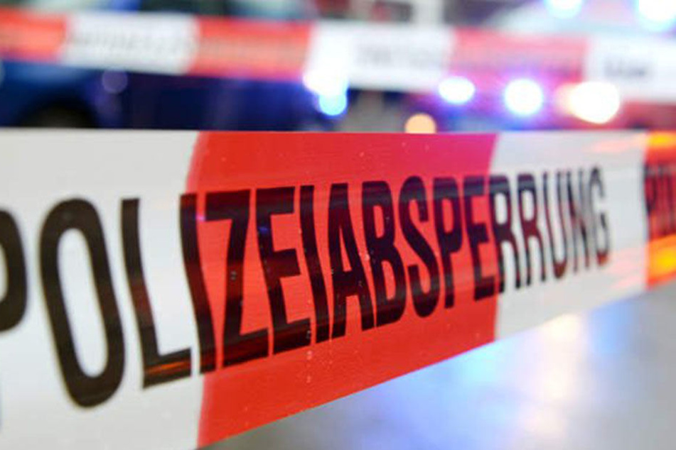 Ein 19-Jähriger soll am Dienstag versucht haben eine 17-Jährige zu ertränken. (Symbolbild)