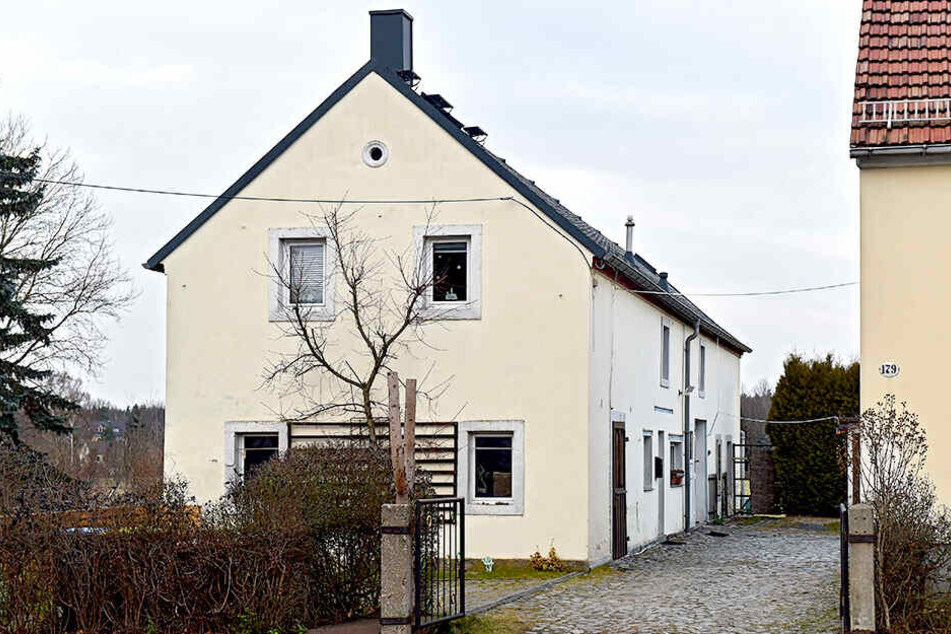 In diesem Haus in Bühlau lebte die Angeklagte bis zu ihrer Inhaftierung im Jahr 2018.